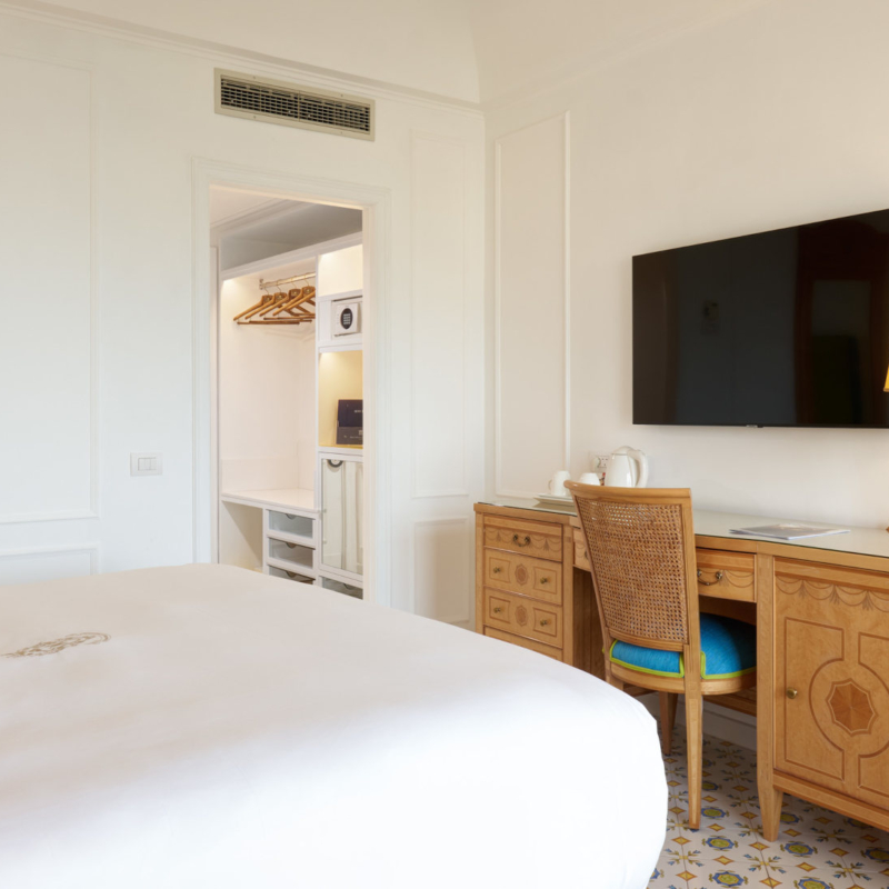 Deluxe generica sito