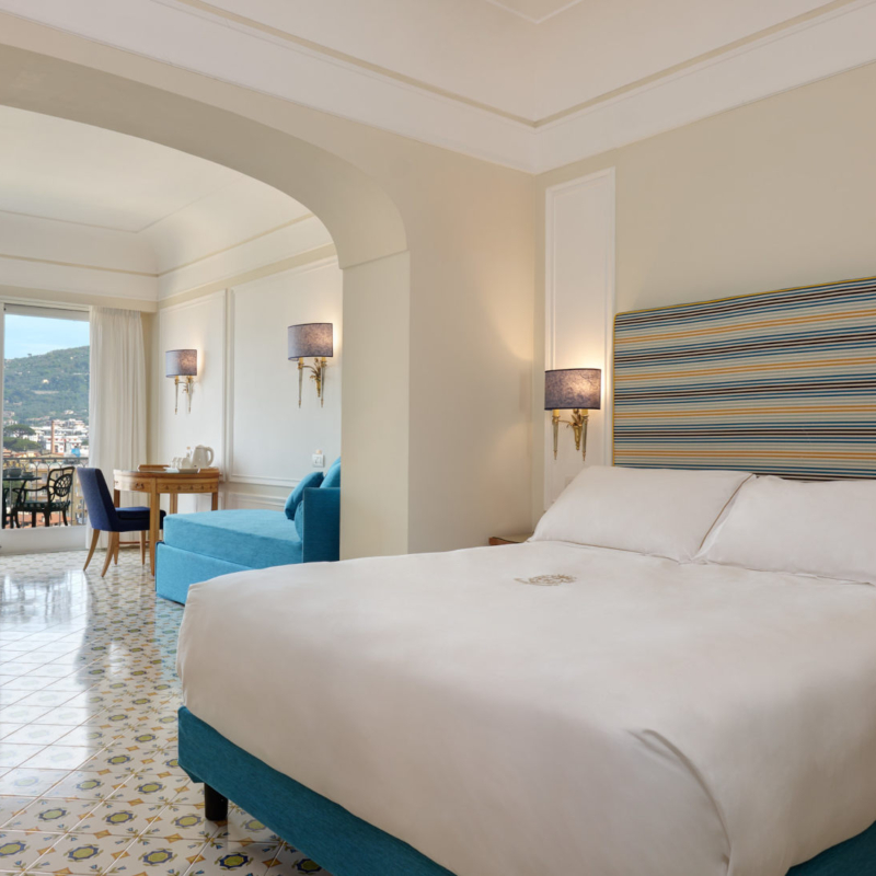 Full view of a Junior Suite with sitting area day time